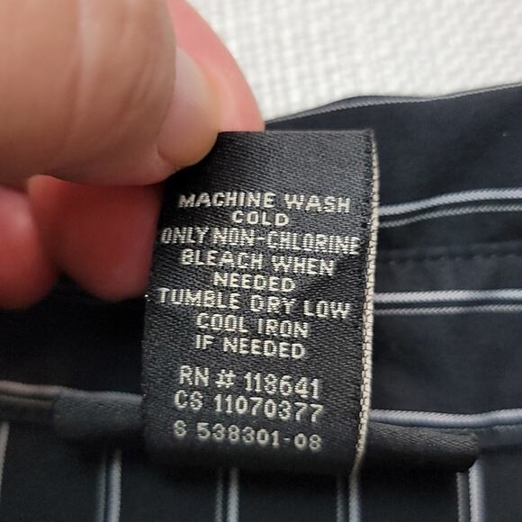 Lane Bryant ruffled button up short sleeve dress shirt 14/16 - Picture 7 of 7